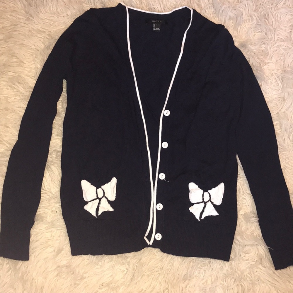 *Moving sale* Forever 21 bow cardigan